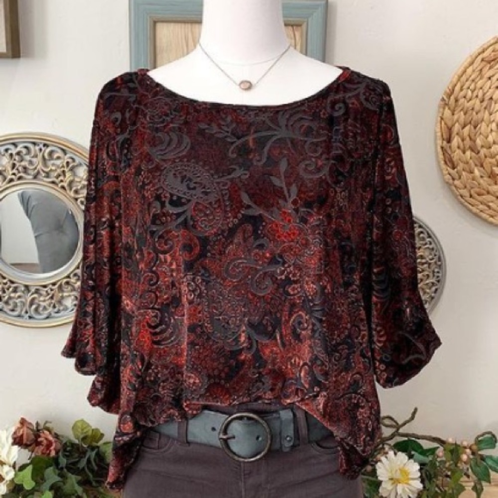 Atina Cristina one size top.